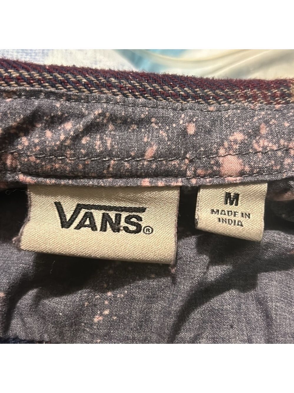 Vans Women’s Flannel Shirt - Picture 5 of 6